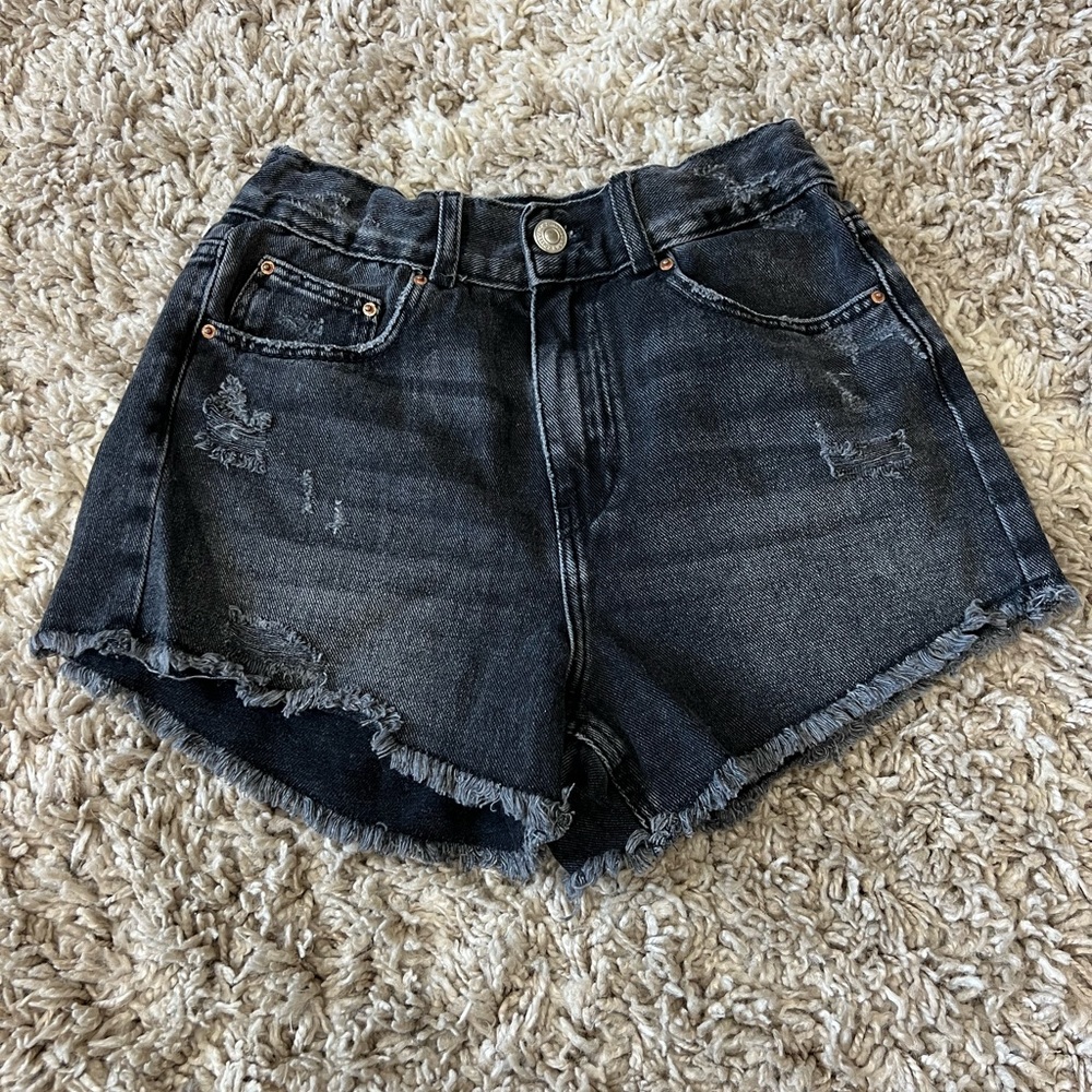 ZARA jean shorts- size kids 11/12- like new